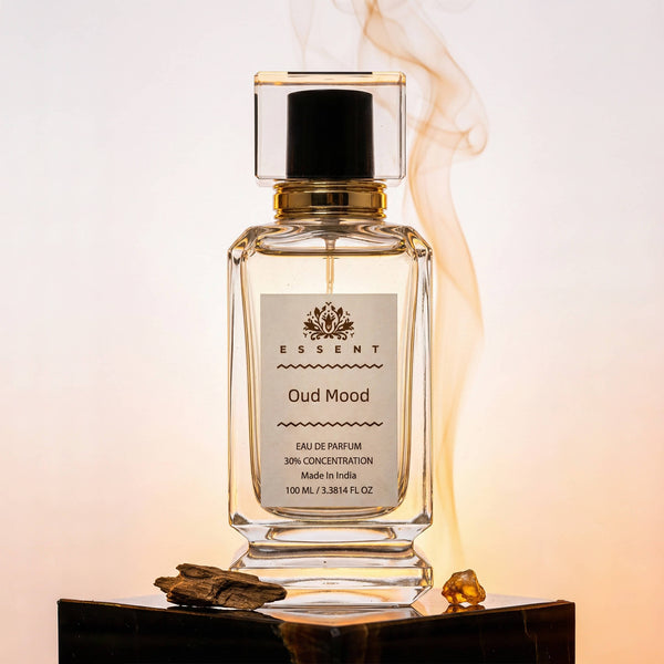 Essent Oud Mood 30 ml eau de parfum bottle — oud & amber