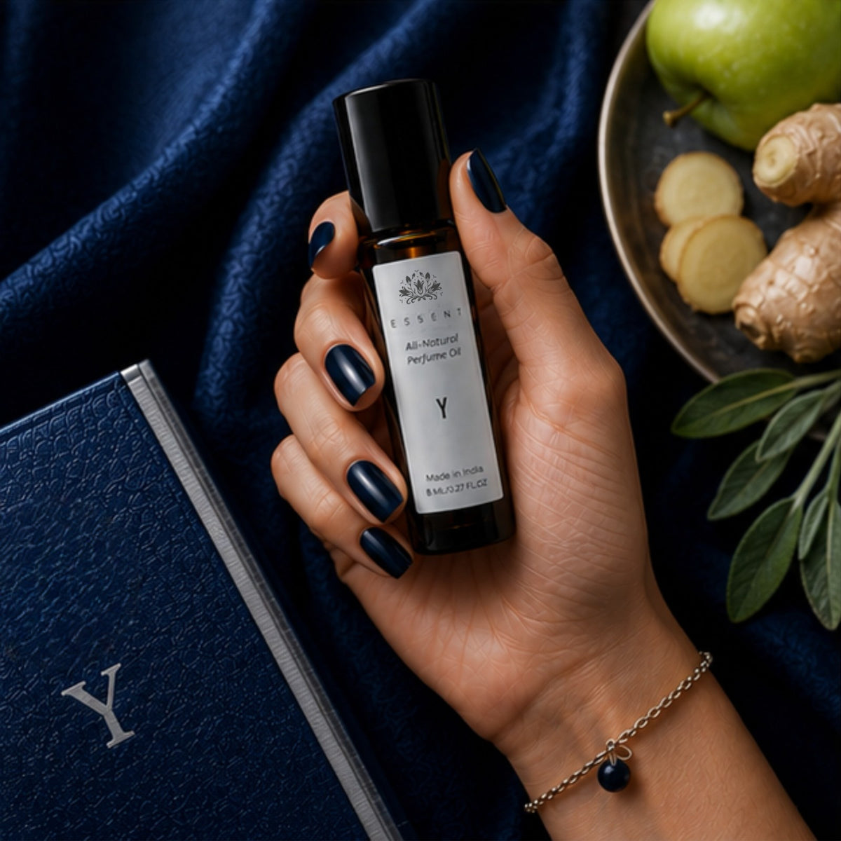 Essent Y 8 ml roll-on attar bottle — fresh citrus, view 2